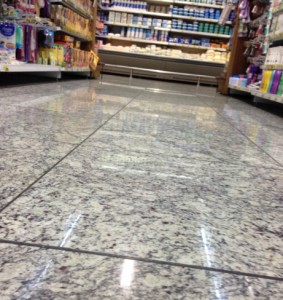 piso supermercado